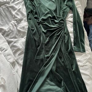 Elegant Green Velvet Wrap Dress